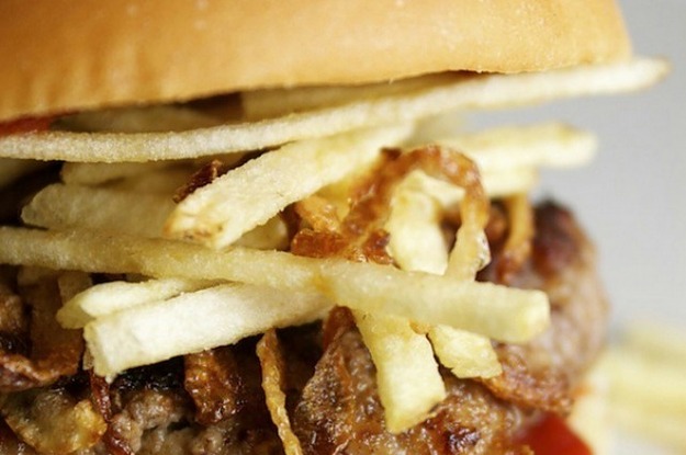 14895944647807 hamburgers bow down to the frita 2 5184 1423520001 16 dblbig Hamburgers, Bow Down To The Frita
