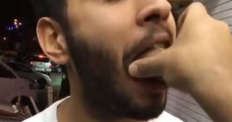 15026409097128 800x420 1480452224 When He Bit Down Into A Chocolate Egg, He Tasted This Nastiness