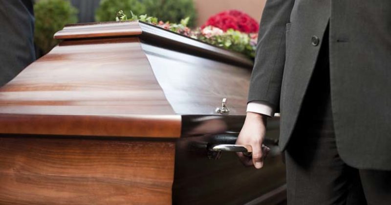 15099849034107 800x420 1471362024 These People Were Really Serious About Trying To Fake Their Own Deaths
