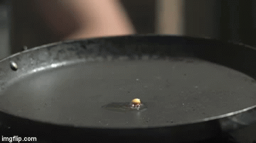 15130953007457 1dbymo Popcorn Popping in Slow Motion