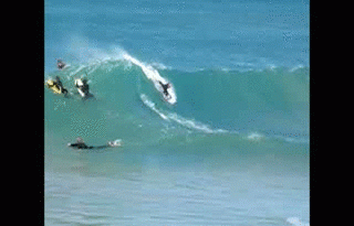 15149097114038 4axn Knights beach frontflip.