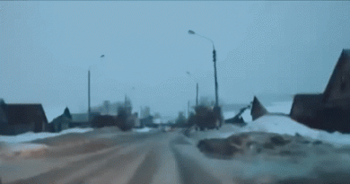 15178473828152 1hhe36 Anyone who's ever driven in winter conditions should get satisfaction out of this video