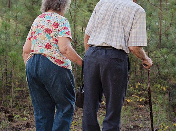 15183656995136 tragic accident21 This Old Couple Tragically Died In A Car Accident. But What Rescuers Found Inside Was Beautiful. 15183656995136 tragic accident21 This Old Couple Tragically Died In A Car Accident. But What Rescuers Found Inside Was Beautiful.