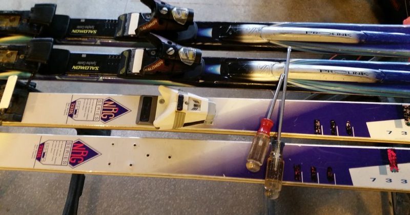 15256232778306 800x420 1464121086 He Didn't Want To Throw Away His Old, Broken Skis...So He Did This With Them Instead!