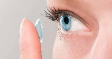 15261416938146 800x420 1478170410 You Should Never, Ever Leave Your Contacts In Too Long -- Just Ask This Woman