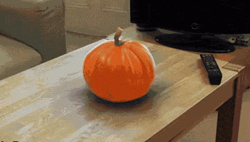 15302889116147 1cszha Attack Of The Living Pumpkin