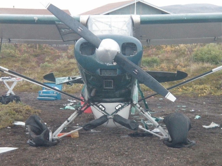 69152347ad74f69f4b439fcd7eb5486e What This Pilot Did After A Hungry Bear Ripped His Plane To Pieces Is Pure Genius. And Frightening. The bear even slashed the tires...what a jerk.